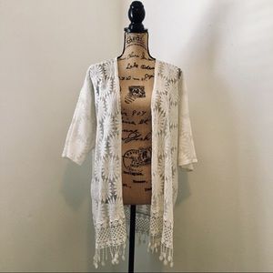 BOGO SALE💕 Women’s Lace Floral Kimono
